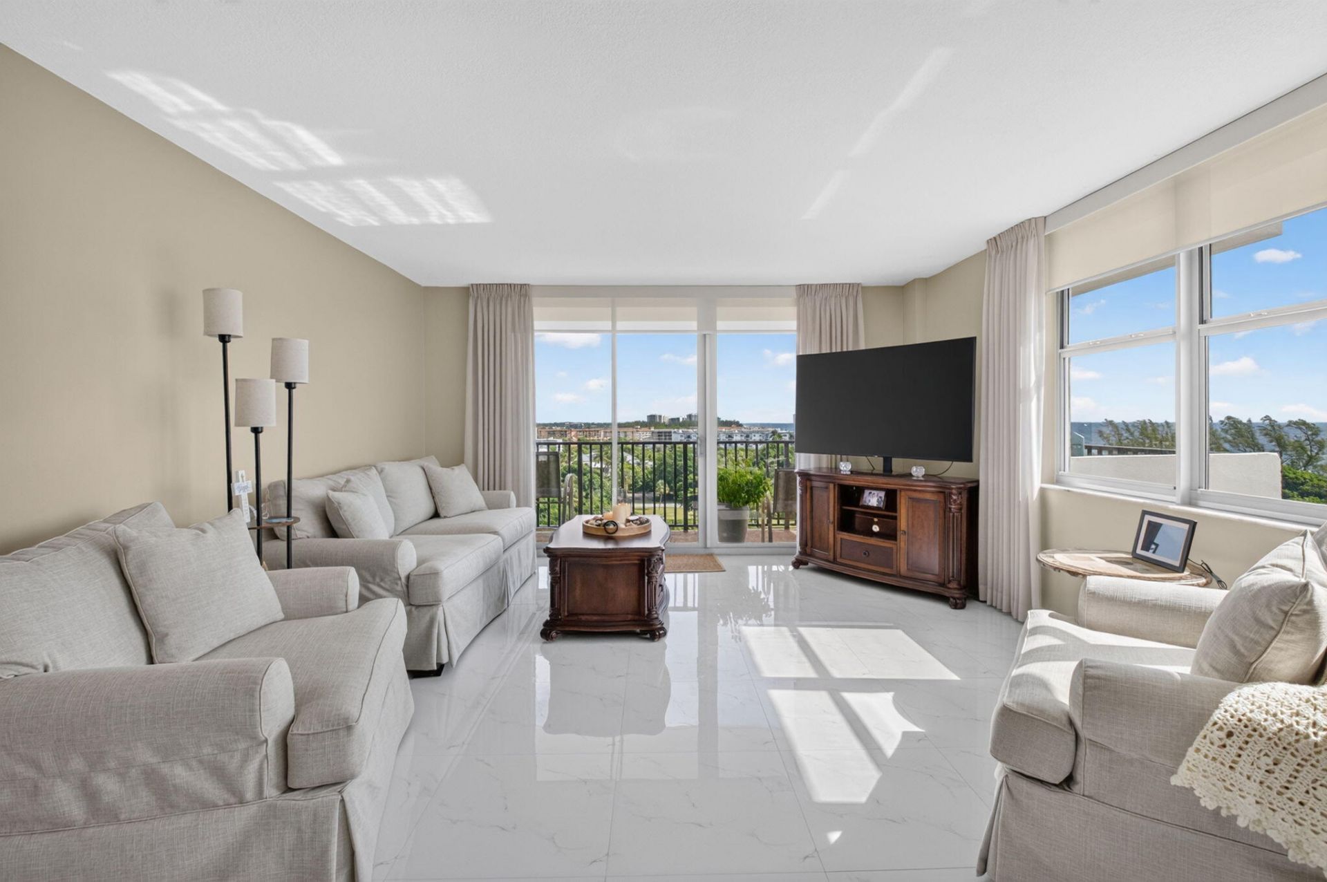 2121 N Ocean Boulevard, Unit 1008E, Boca Raton, FL 33431 Photo