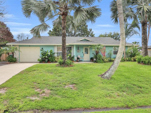 226 SE WALSH Terrace, Port St. Lucie, FL 34983