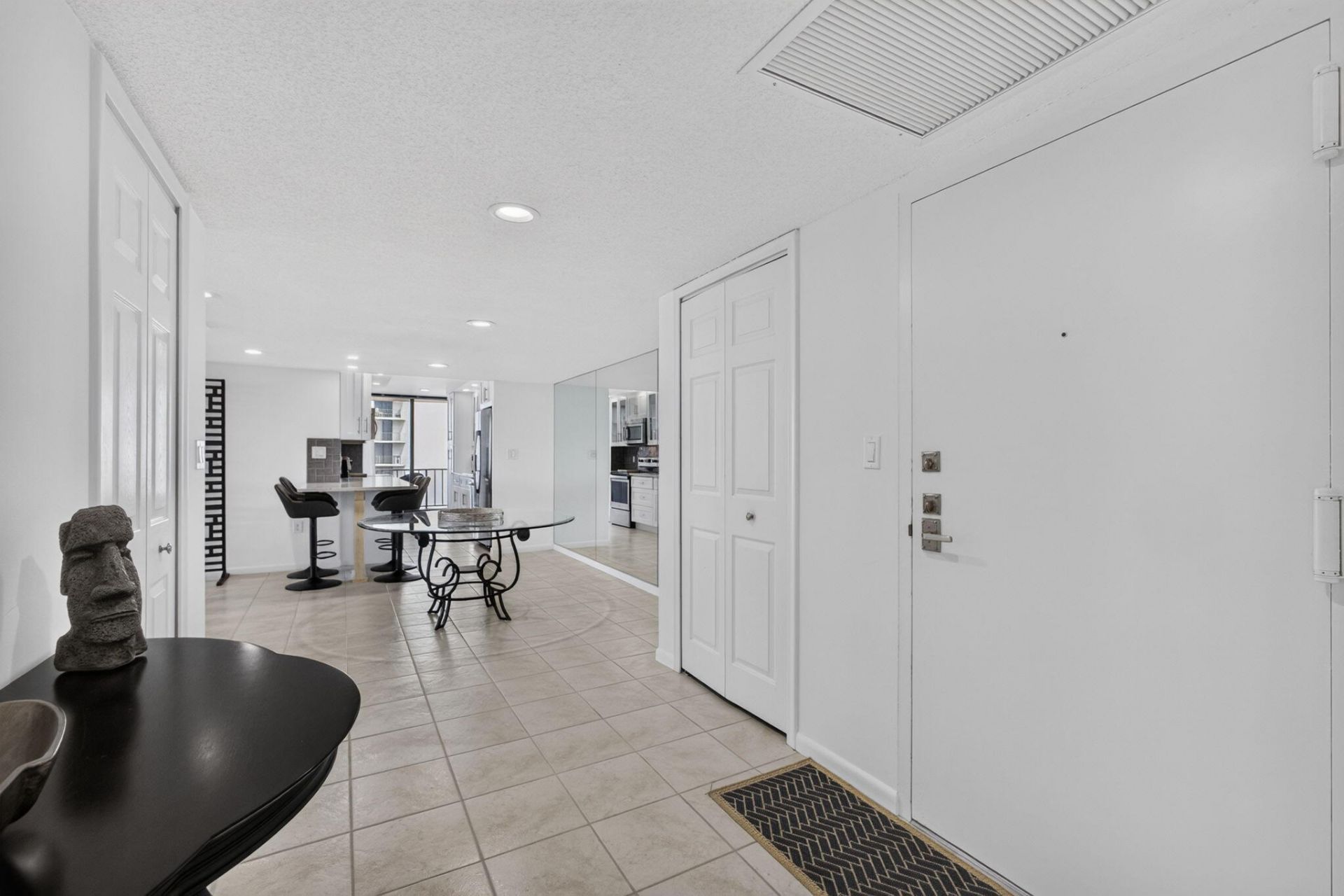4200 N Ocean Drive, Unit 2-1601, Singer Island, FL 33404 Photo