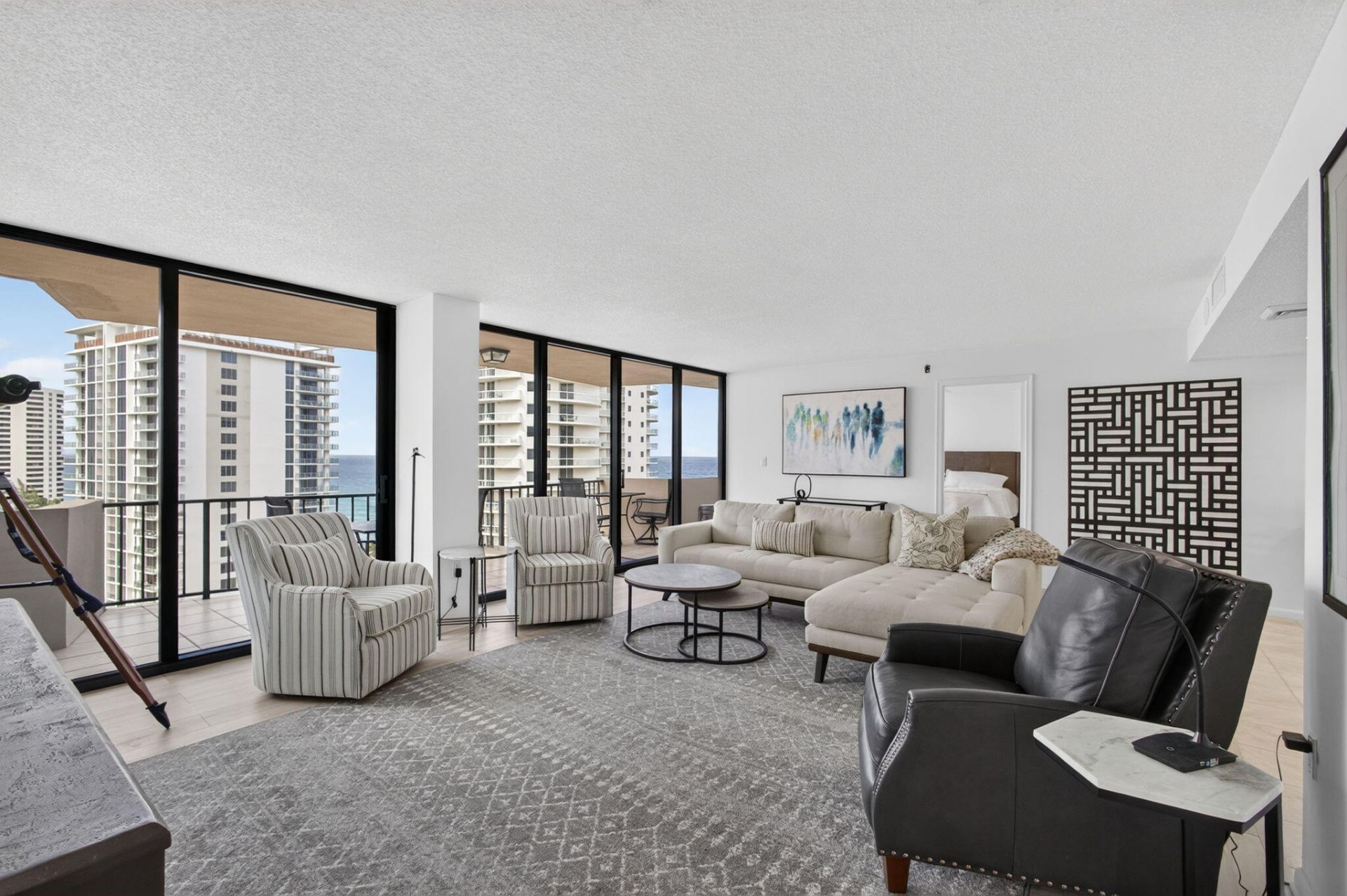 4200 N Ocean Drive, Unit 2-1601, Singer Island, FL 33404 Photo