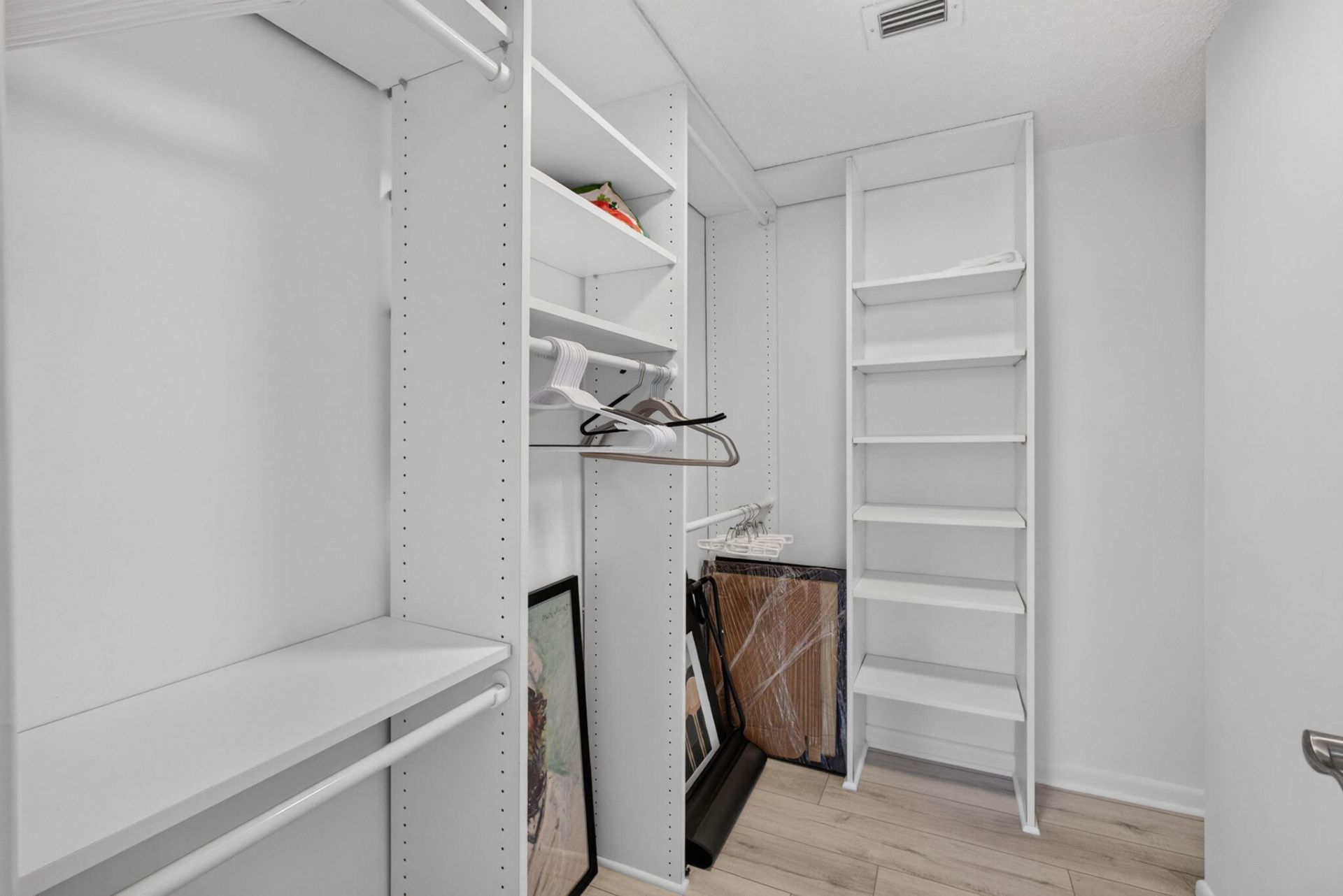 4200 N Ocean Drive, Unit 2-1601, Singer Island, FL 33404 Photo