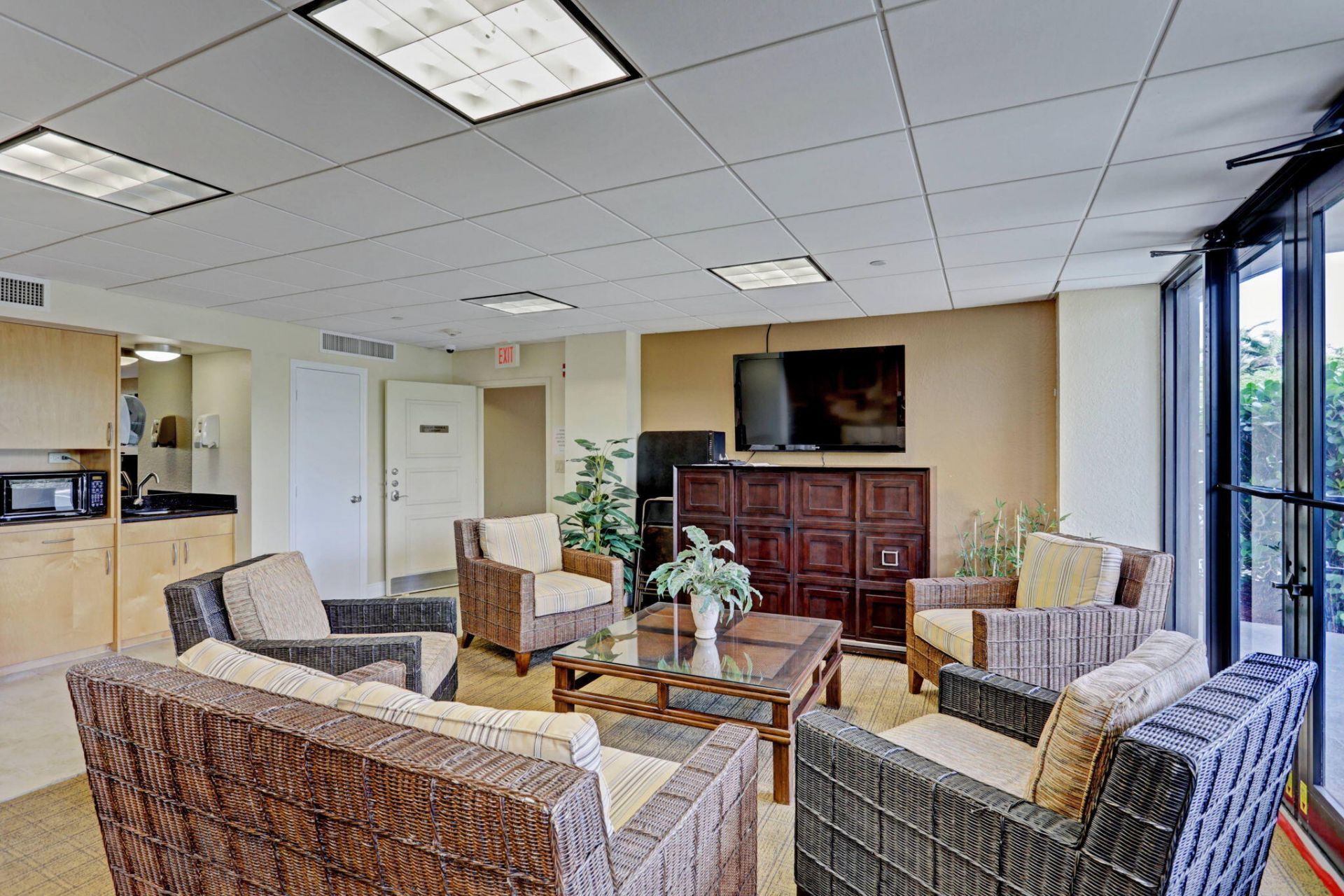 4200 N Ocean Drive, Unit 2-1601, Singer Island, FL 33404 Photo