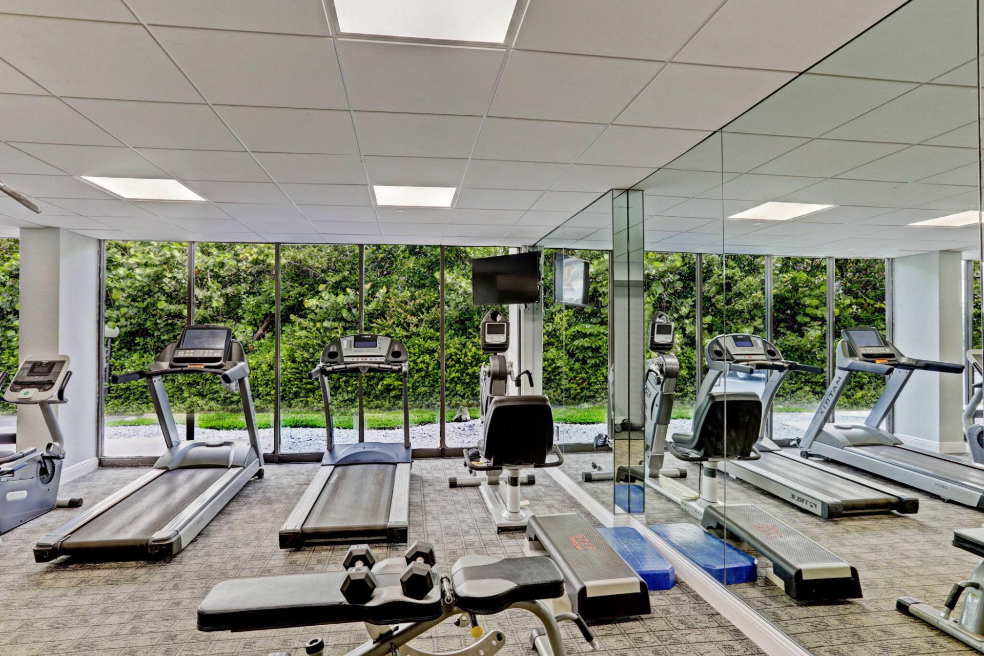 4200 N Ocean Drive, Unit 2-1601, Singer Island, FL 33404 Photo