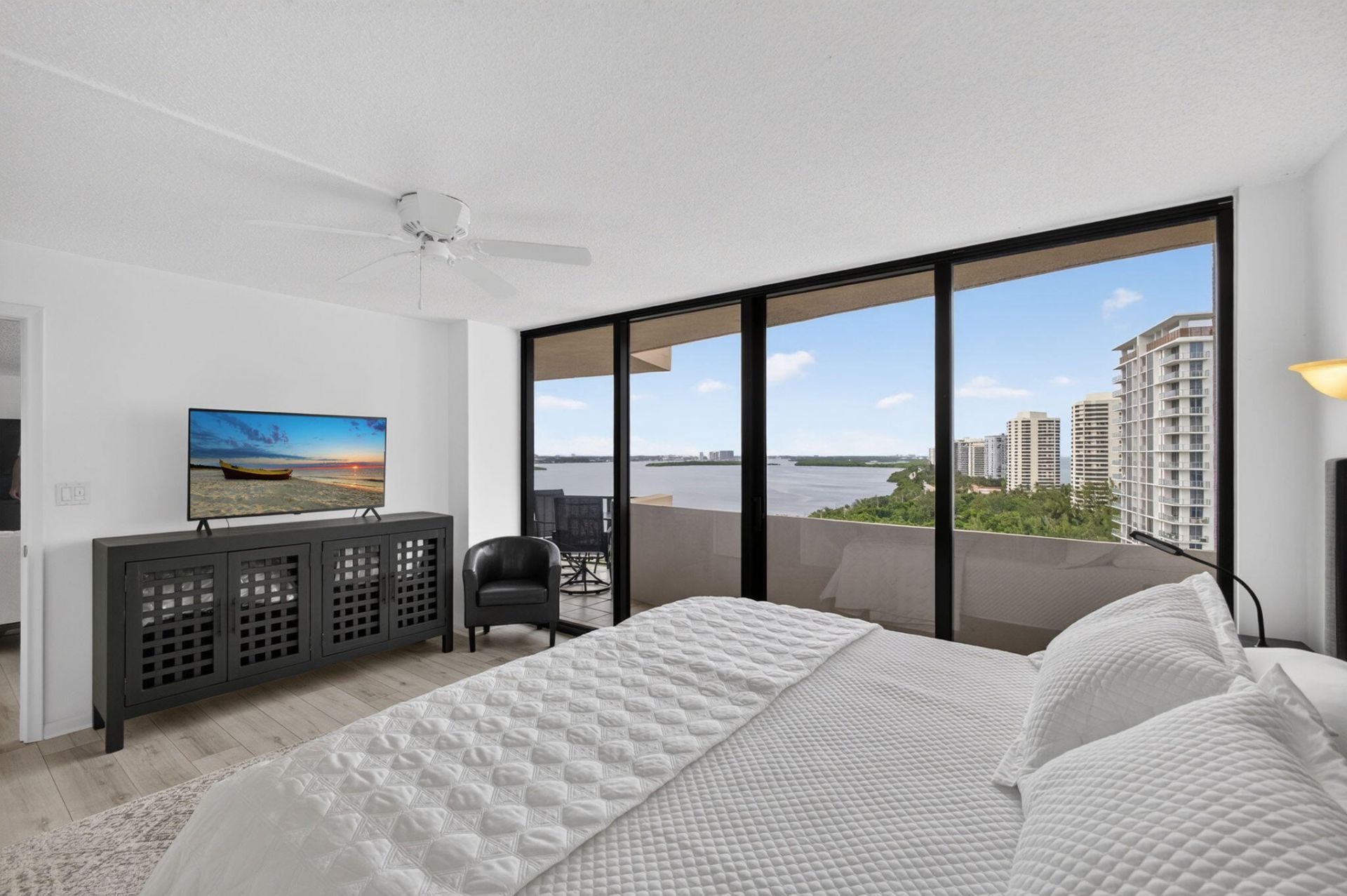 4200 N Ocean Drive, Unit 2-1601, Singer Island, FL 33404 Photo