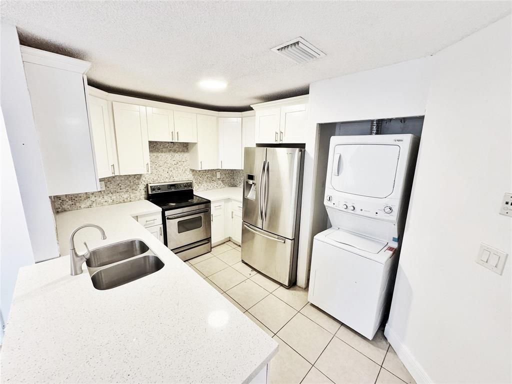 1136 NW 5th Court, Fort Lauderdale, FL 33311 Photo