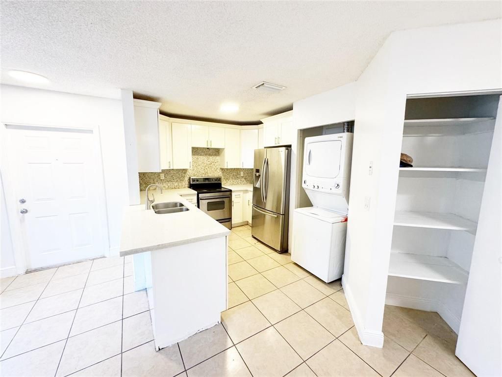1136 NW 5th Court, Fort Lauderdale, FL 33311 Photo