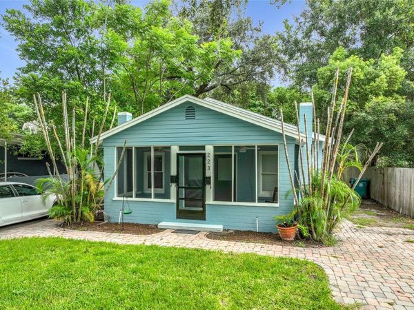 223 E ESTHER STREET , ORLANDO, FL 32806