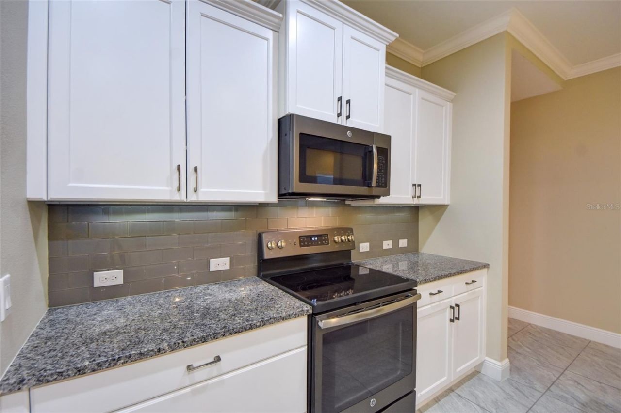 7408 Ridgelake Circle , Bradenton, FL 34203 Photo
