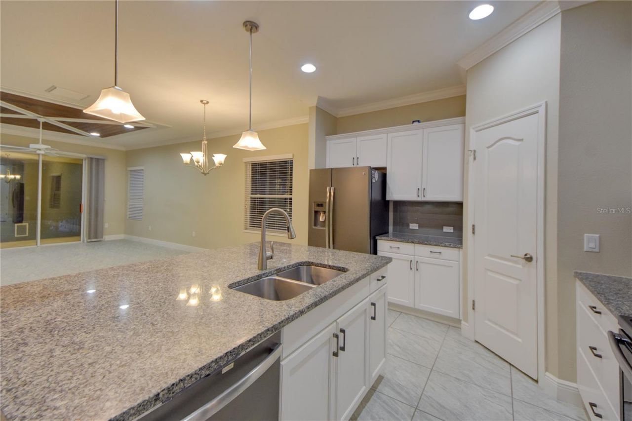 7408 Ridgelake Circle , Bradenton, FL 34203 Photo
