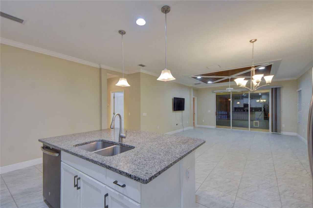 7408 Ridgelake Circle , Bradenton, FL 34203 Photo