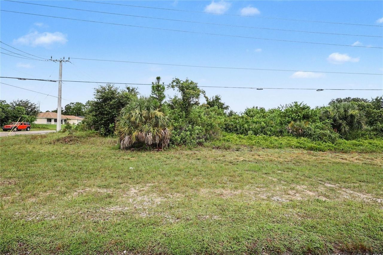 5101 Sunshine Boulevard N, Lehigh Acres, FL 33971 Photo