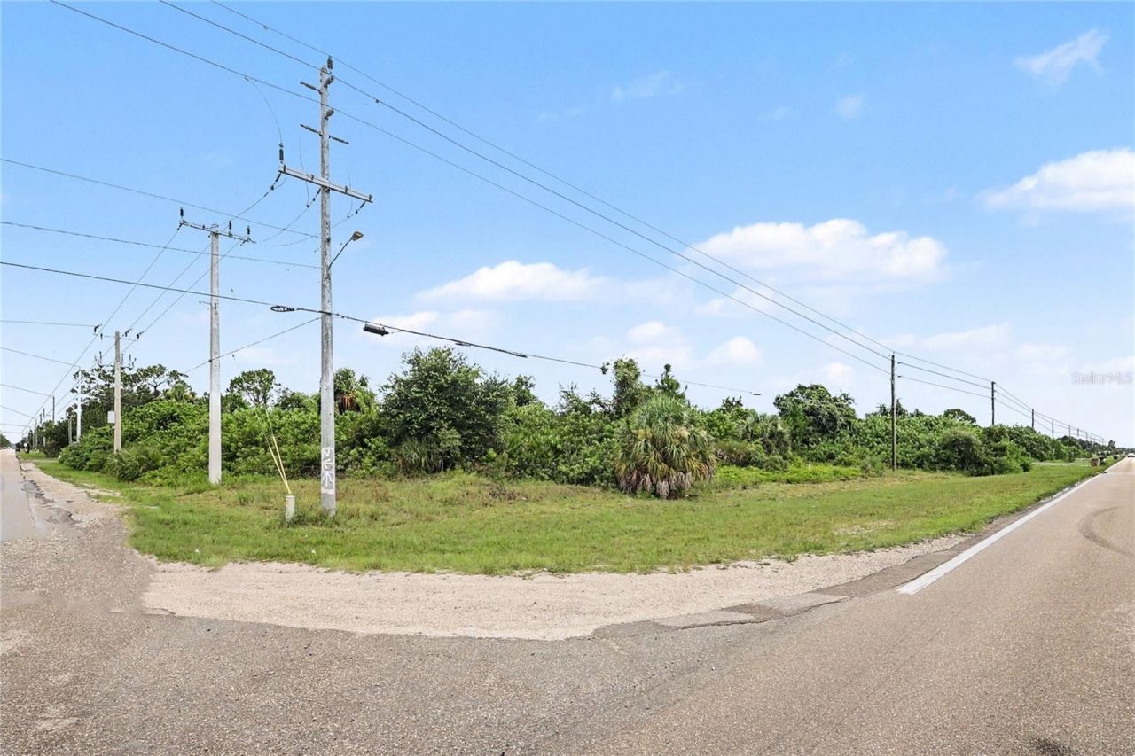 5101 Sunshine Boulevard N, Lehigh Acres, FL 33971 Photo