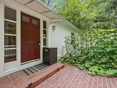 407 Coolidge Street, Unit B, Chapel Hill, NC 27516