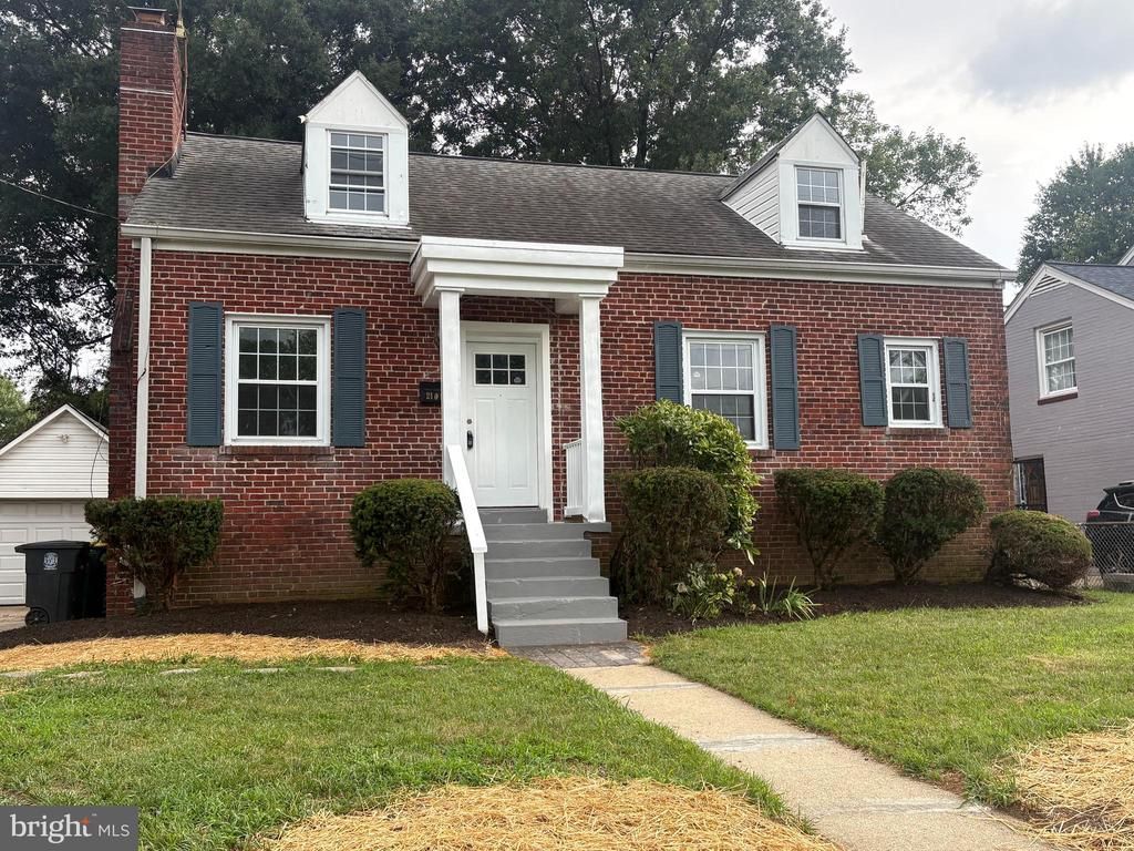 2105 AMHERST ROAD , HYATTSVILLE, MD 20783