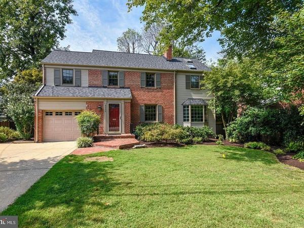 8222 LARRY PLACE , CHEVY CHASE, MD 20815