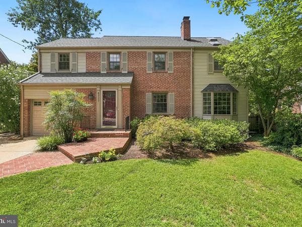 8222 LARRY PLACE , CHEVY CHASE, MD 20815