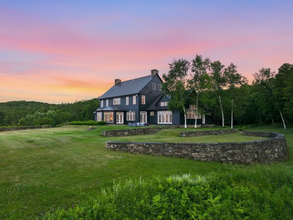 775 548 Sugar House Road, Hartland, VT 05048