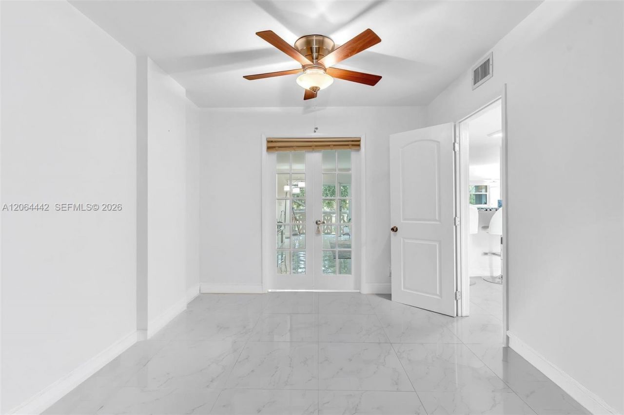 Please Call For Address, Unit 220, Miami, FL 33179 Photo
