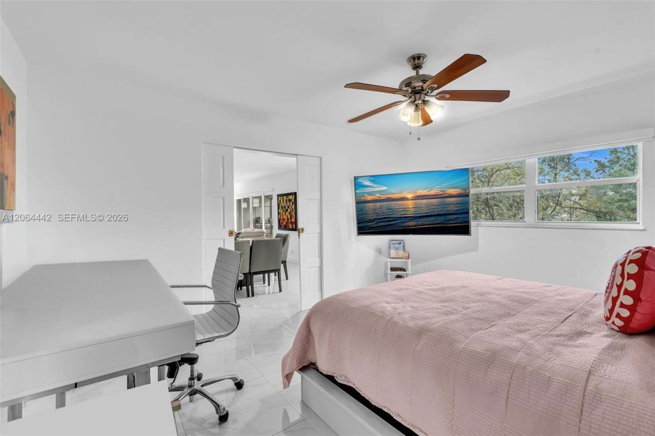 Please Call For Address, Unit 220, Miami, FL 33179 Photo