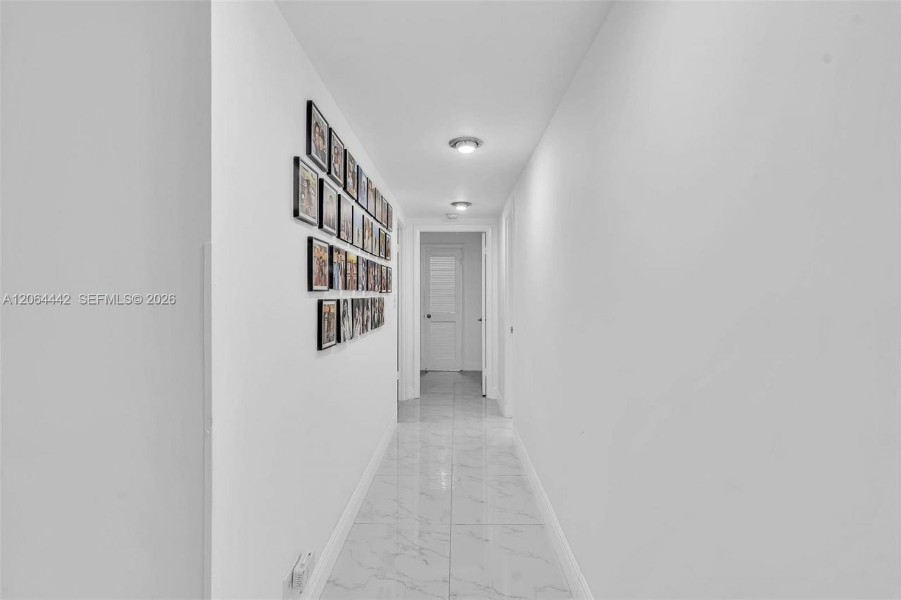 Please Call For Address, Unit 220, Miami, FL 33179 Photo