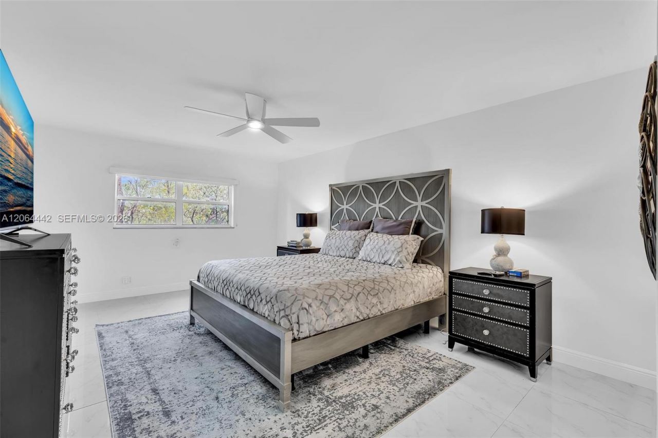 Please Call For Address, Unit 220, Miami, FL 33179 Photo