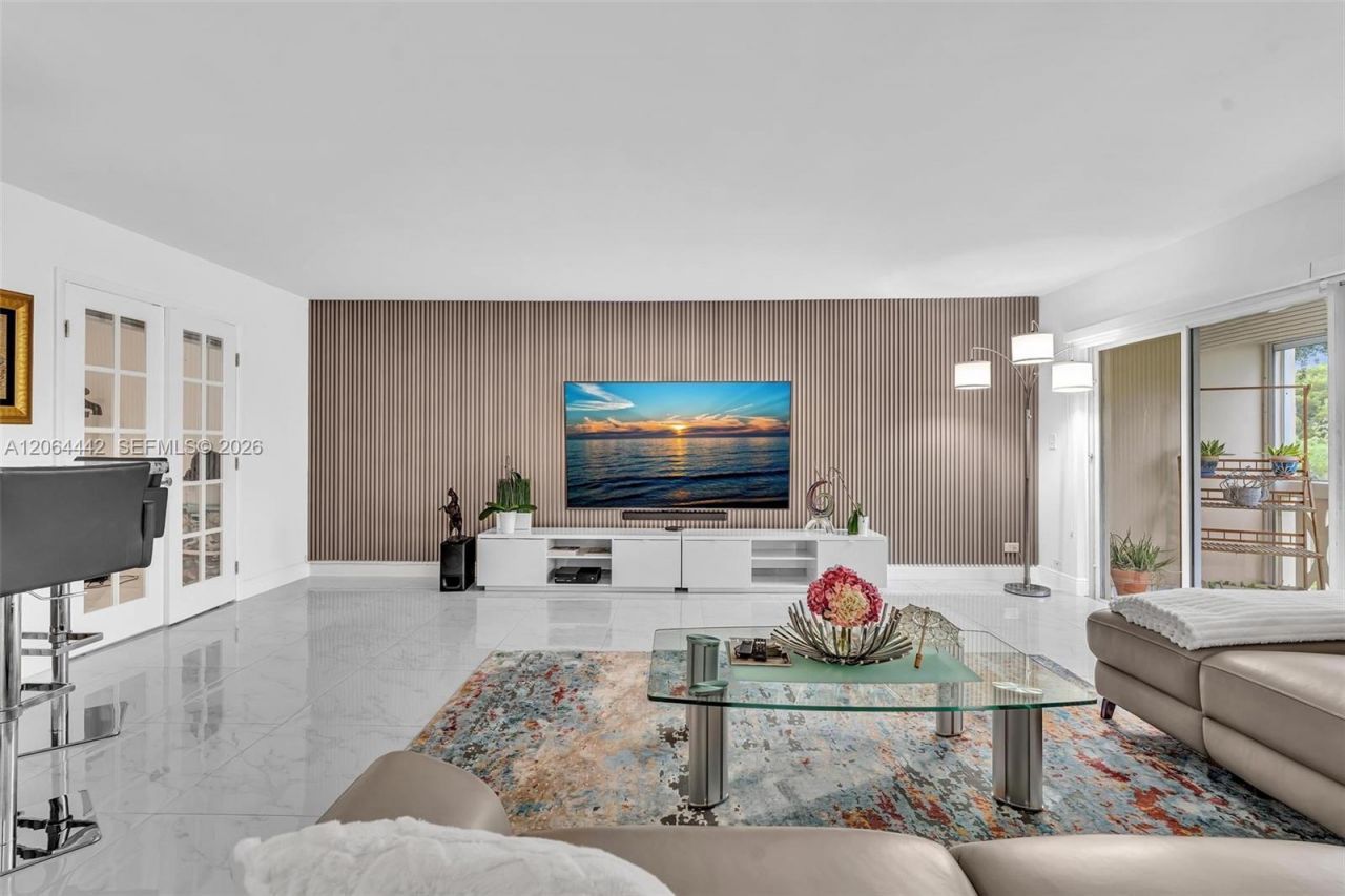 Please Call For Address, Unit 220, Miami, FL 33179 Photo