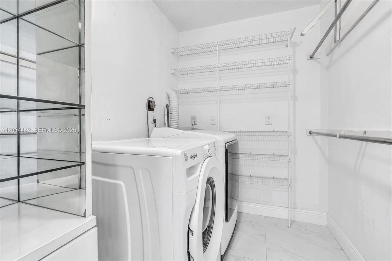 Please Call For Address, Unit 220, Miami, FL 33179 Photo