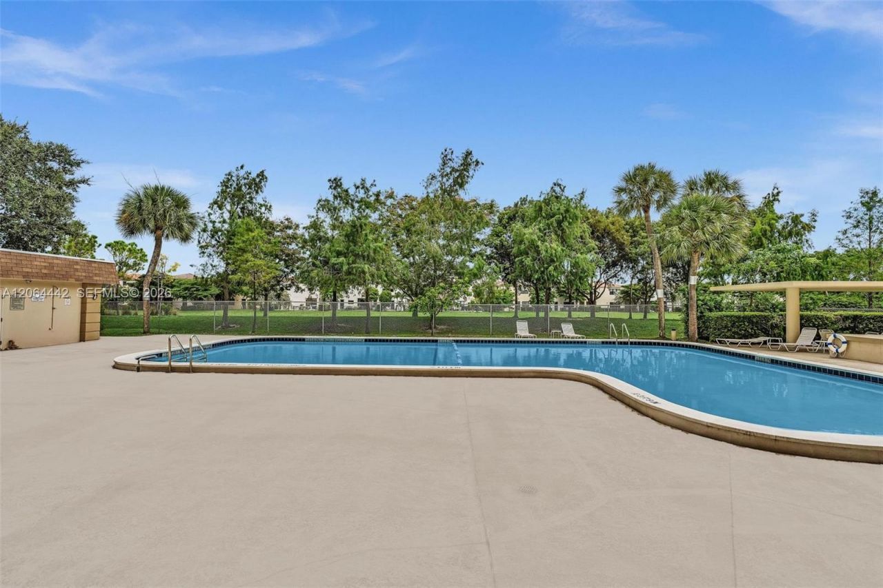 Please Call For Address, Unit 220, Miami, FL 33179 Photo