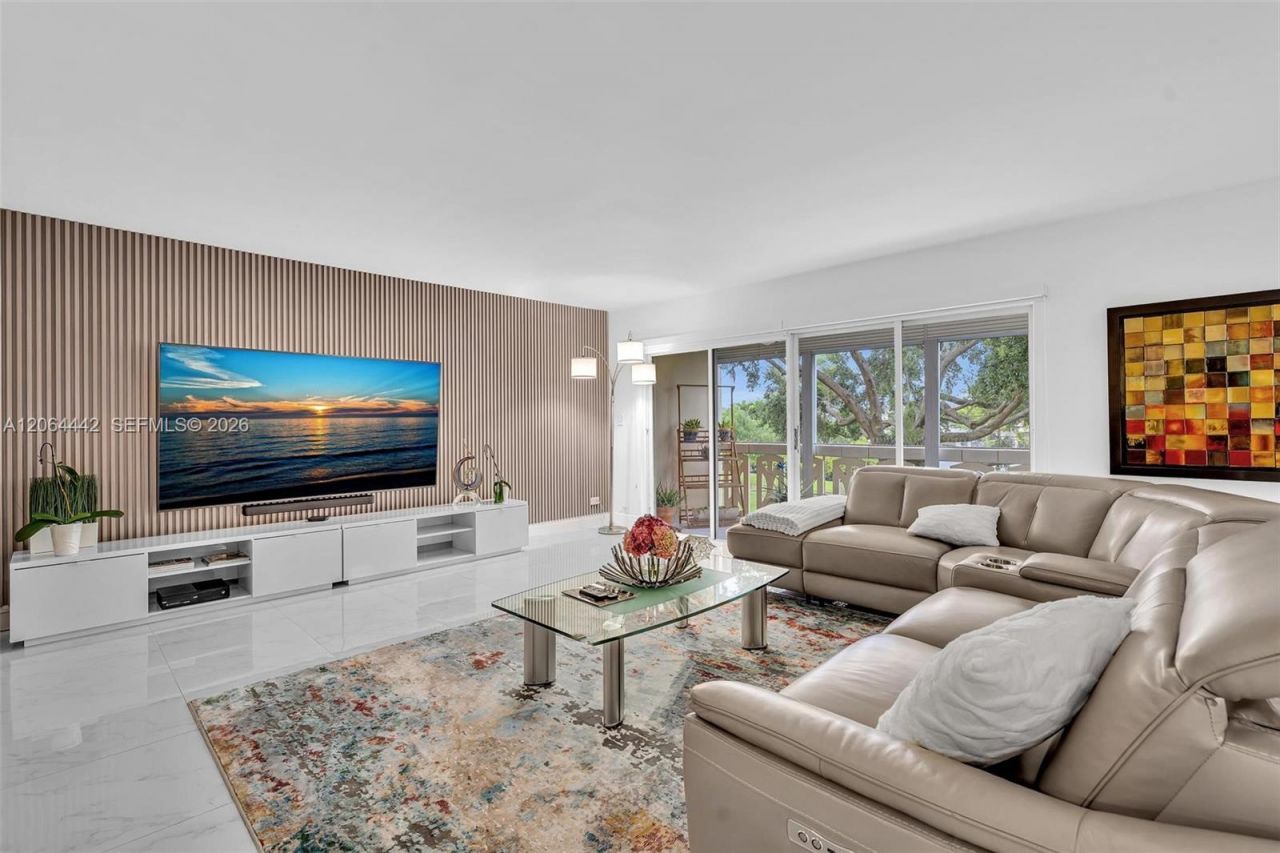 Please Call For Address, Unit 220, Miami, FL 33179 Photo