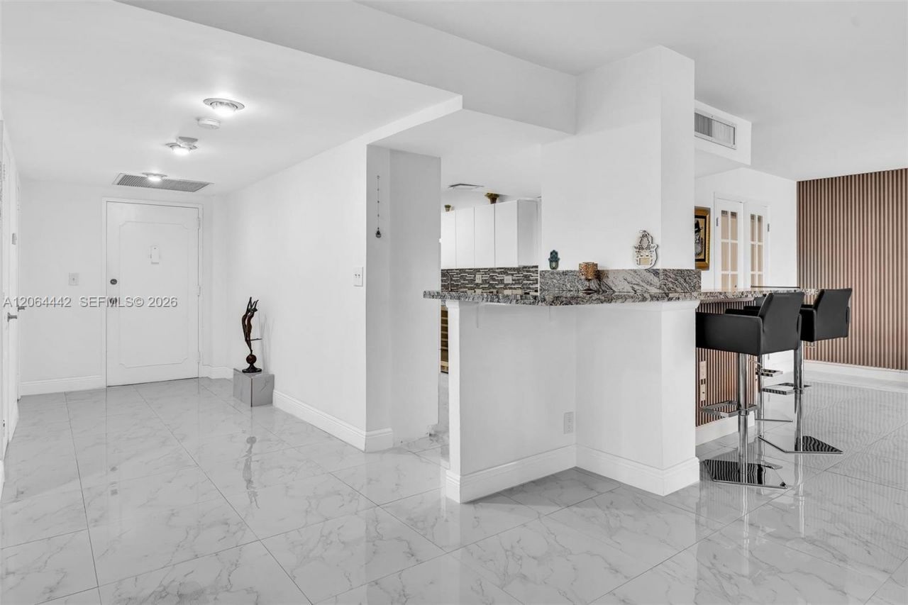 Please Call For Address, Unit 220, Miami, FL 33179 Photo