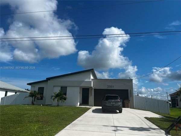 2001 NW EMBERS TERR , Cape Coral, FL 33993