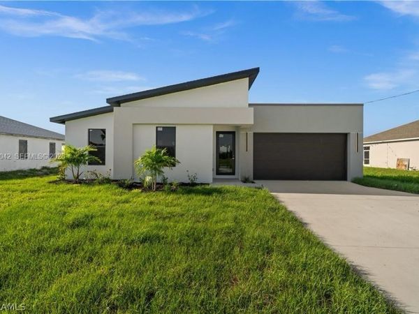 2001 NW EMBERS TERR, Cape Coral, FL 33993