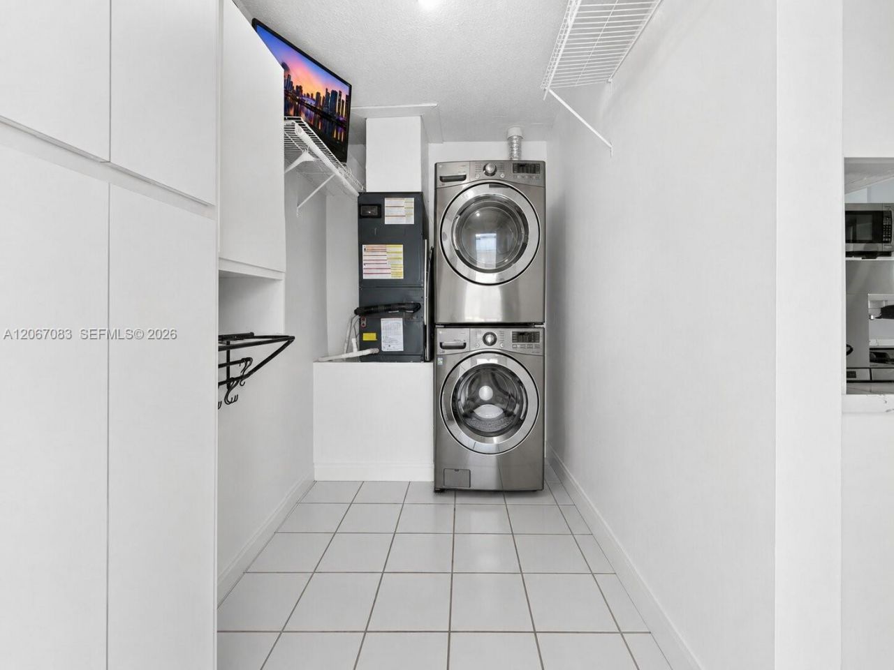 3930 W 2nd Ave, Hialeah, FL 33012 Photo
