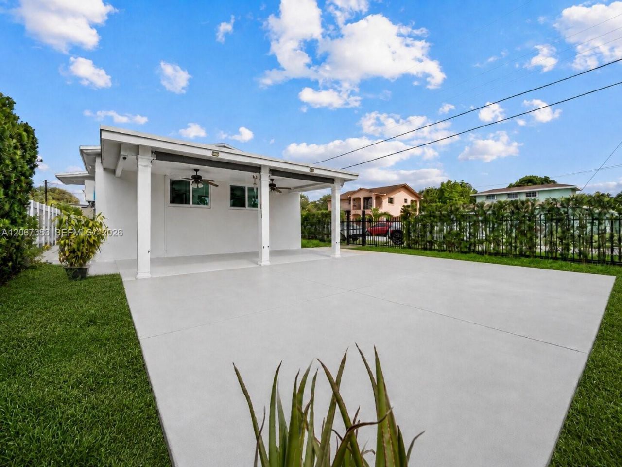 3930 W 2nd Ave, Hialeah, FL 33012 Photo