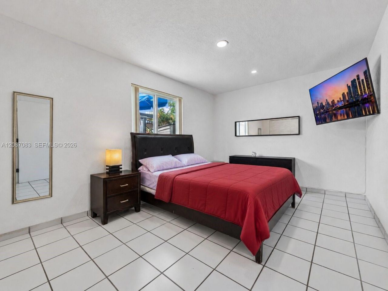 3930 W 2nd Ave, Hialeah, FL 33012 Photo