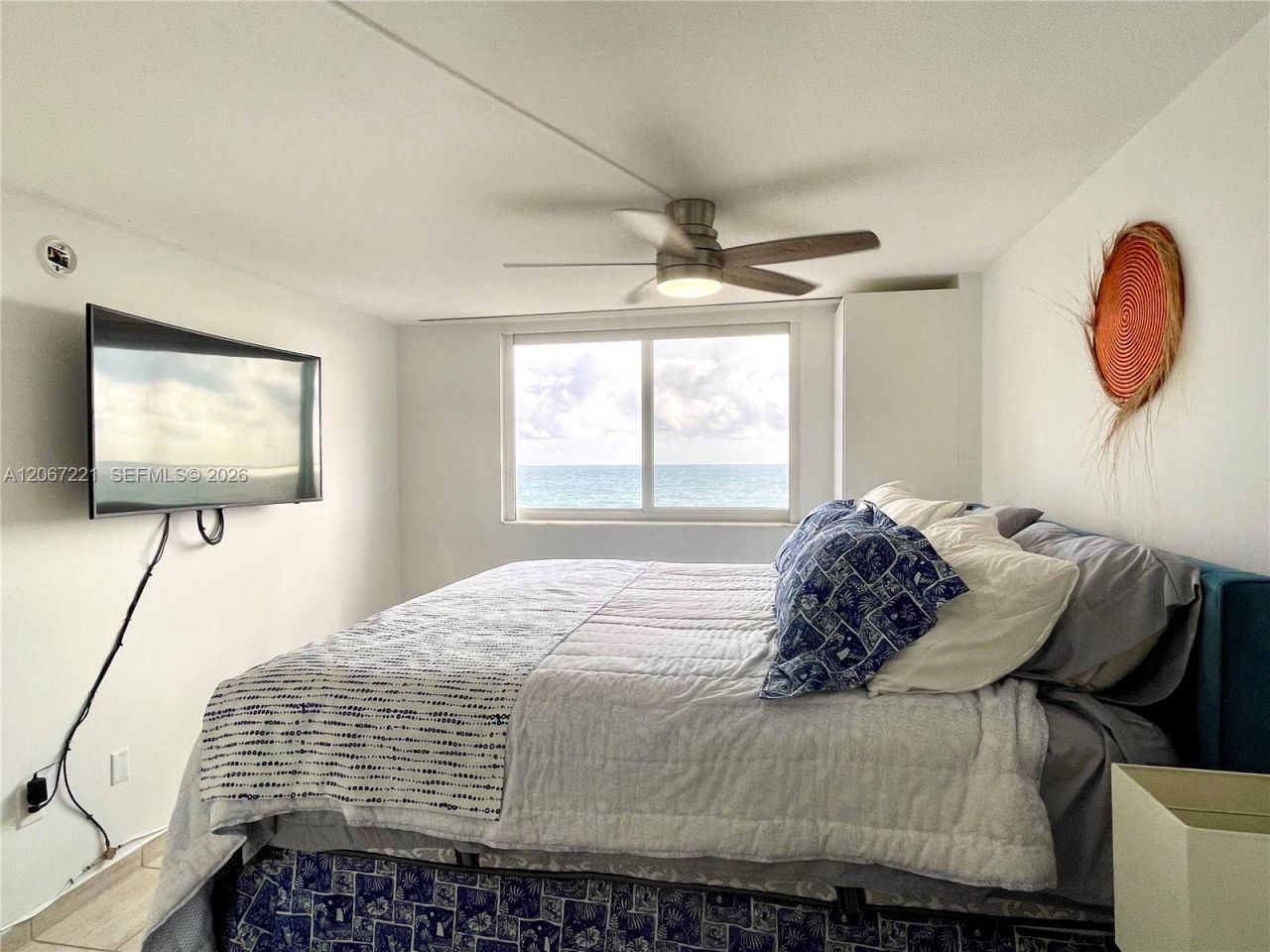 401 Ocean Dr , Unit 318, Miami Beach, FL 33139 Photo