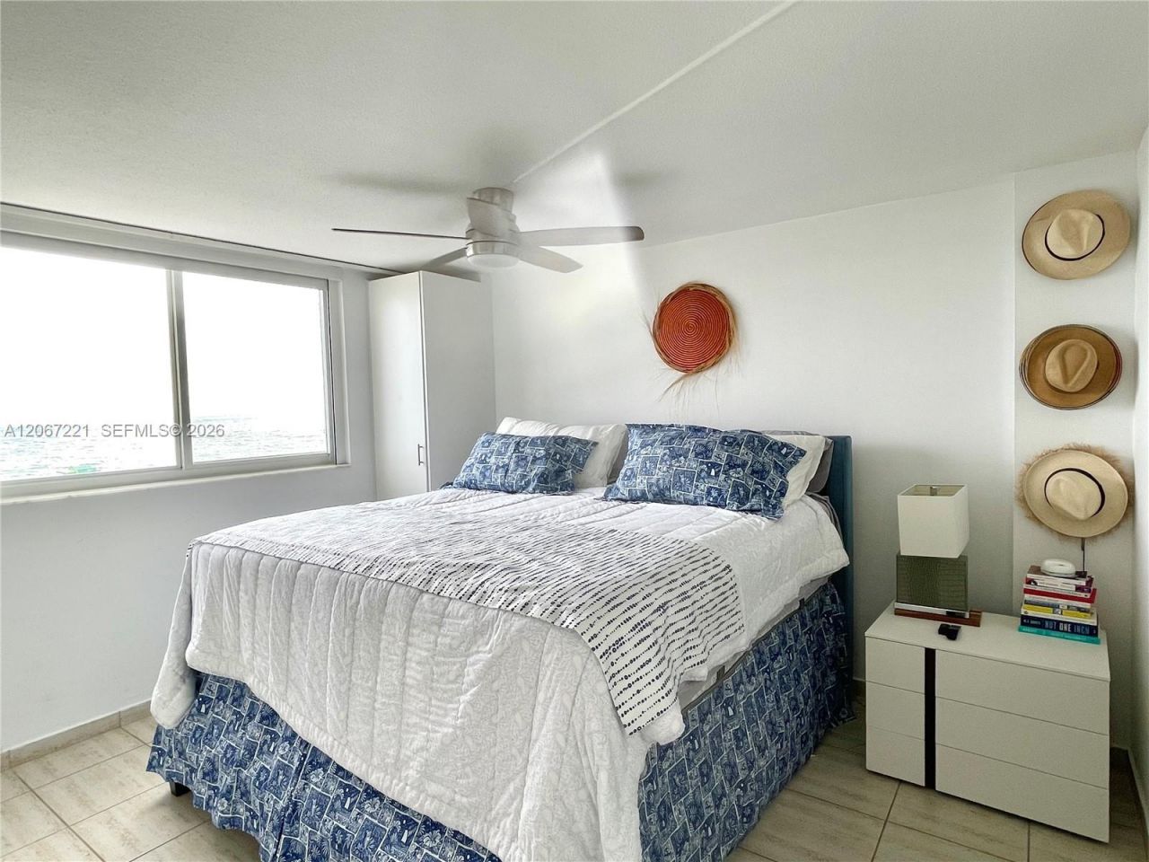 401 Ocean Dr , Unit 318, Miami Beach, FL 33139 Photo
