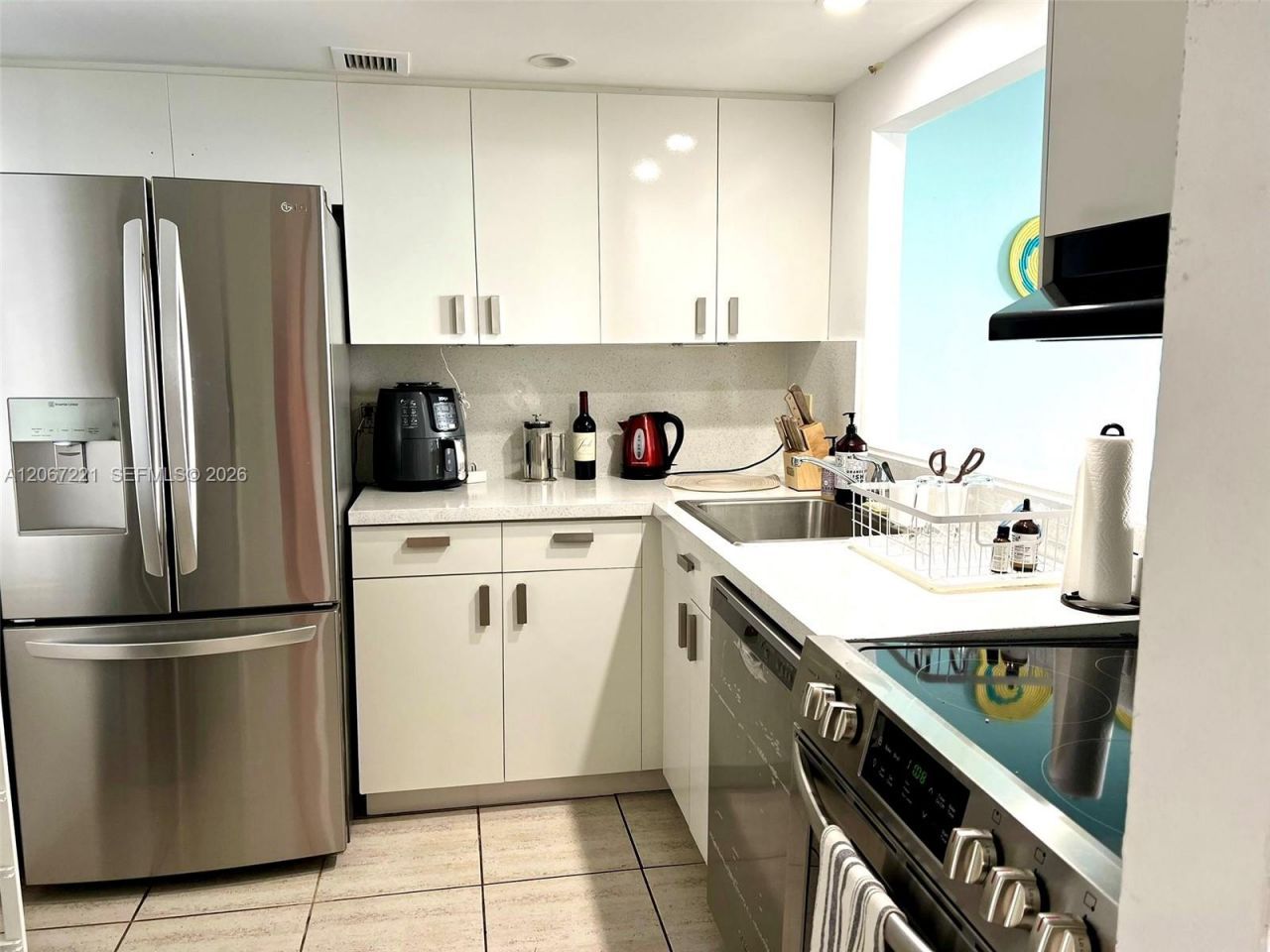401 Ocean Dr , Unit 318, Miami Beach, FL 33139 Photo