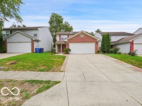 547 Deer Trail Drive, Indianapolis, IN 46217