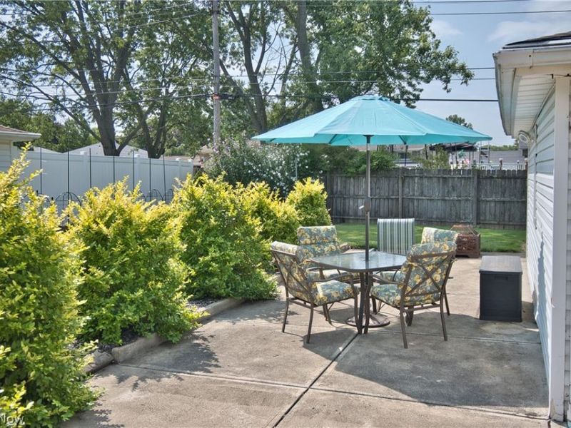 10855 Ronald Drive, Parma, OH 44130 Photo 20