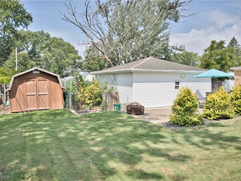 10855 Ronald Drive, Parma, OH 44130 Photo 24