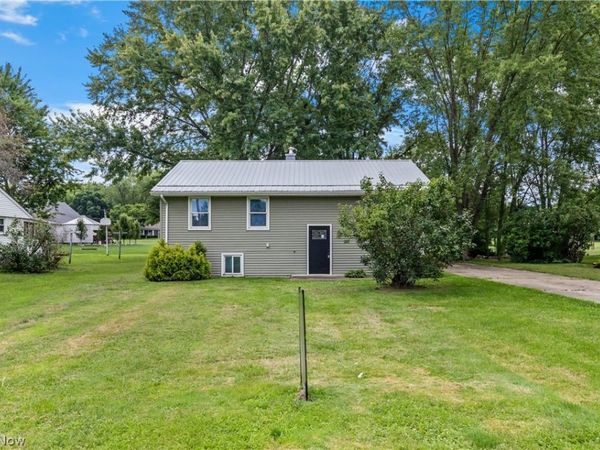 335 Chestnut Street , Andover, OH 44003