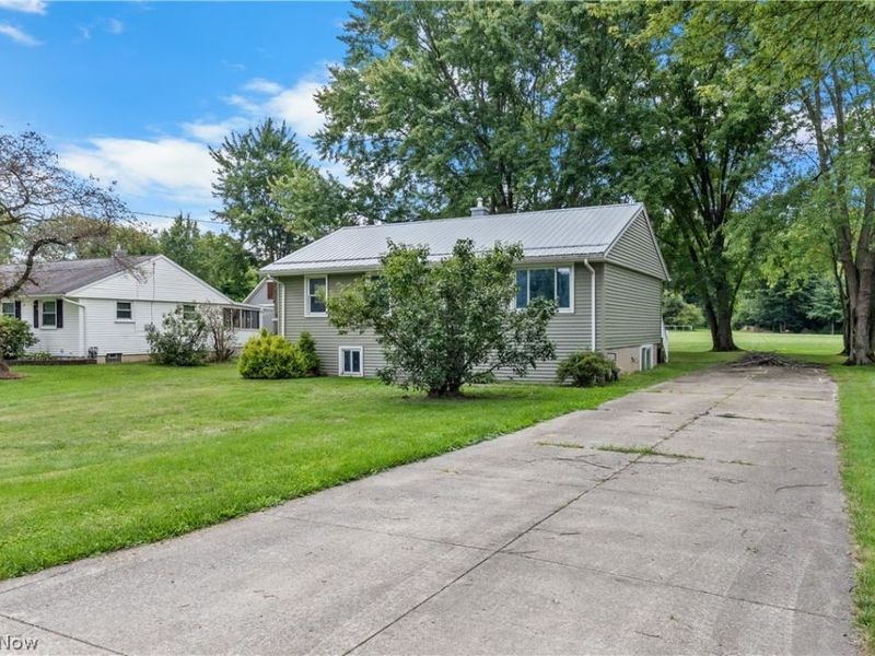 335 Chestnut Street, Andover, OH 44003 Photo 3