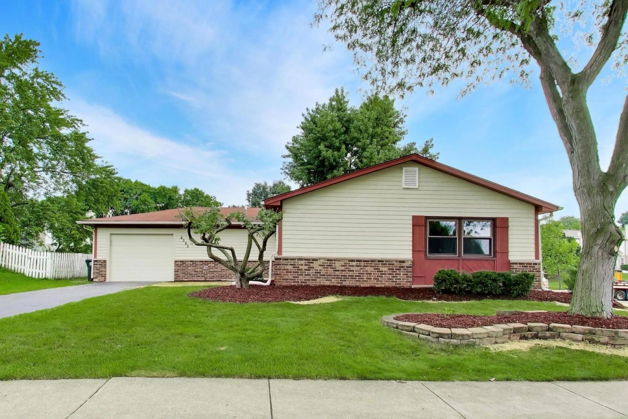 4585 Brigantine Lane, Hoffman Estates, IL 60192 Main Photo