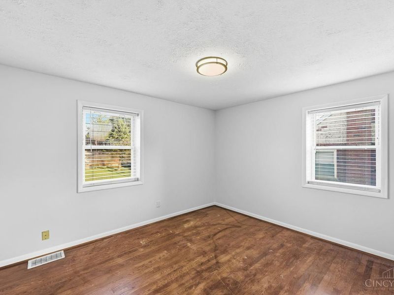 8546 Darnell Avenue, Sycamore Township, OH 45236 Photo 21