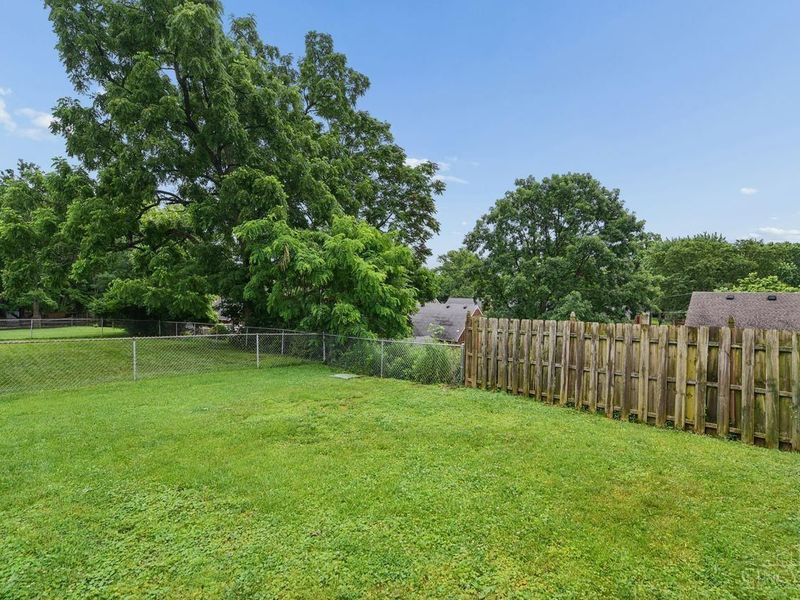8546 Darnell Avenue, Sycamore Township, OH 45236 Photo 49