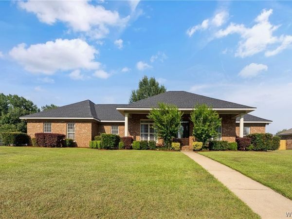 11952 Aspenwood Drive, Moundville, AL 35474