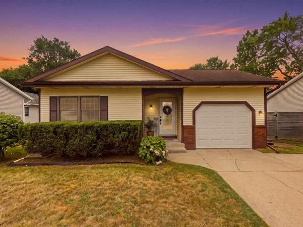 2844 Beechridge Drive, Hudsonville, MI 49426