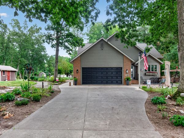 11691 Bradley Drive, Jerome, MI 49249