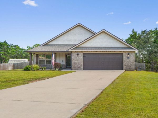 2949 Sherwood Drive, Navarre, FL 32566